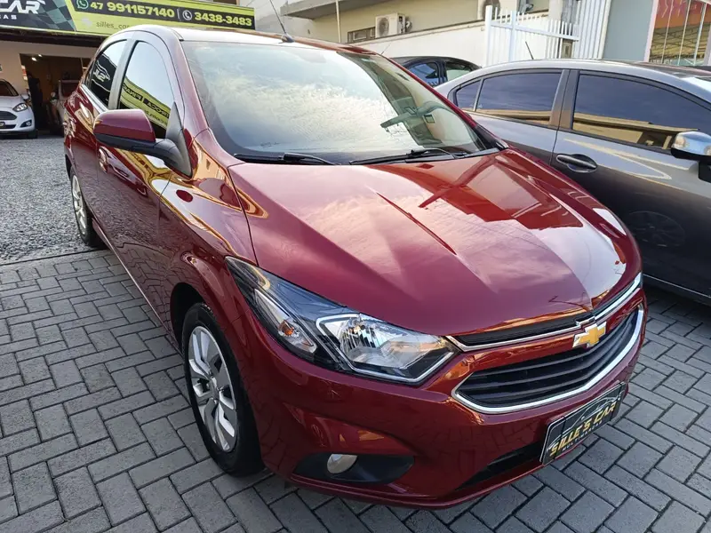 Chevrolet Onix 1.4 LT SPE/4 (Aut)
