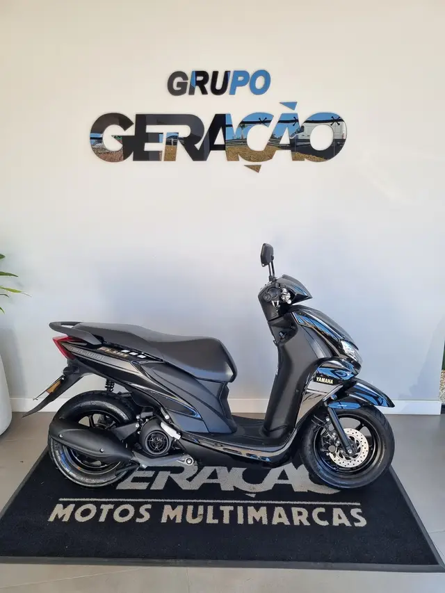 Moto Yamaha Fluo 2023 ABS