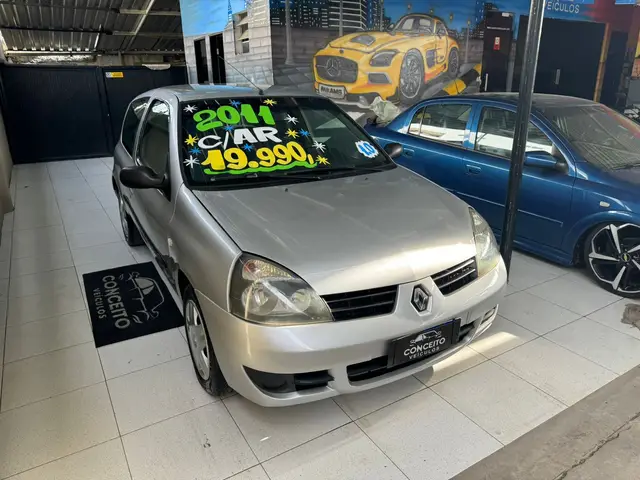 Carro Renault Clio 2011 Hi-Flex 1.0 16V 3p