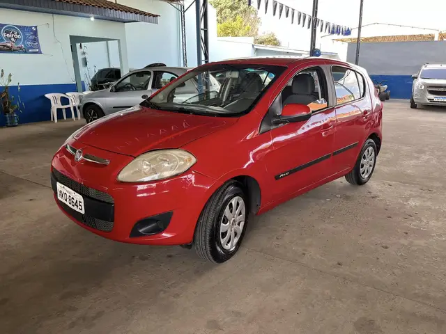 Carro Fiat Palio 2013 Attractive 1.0 8V (Flex)