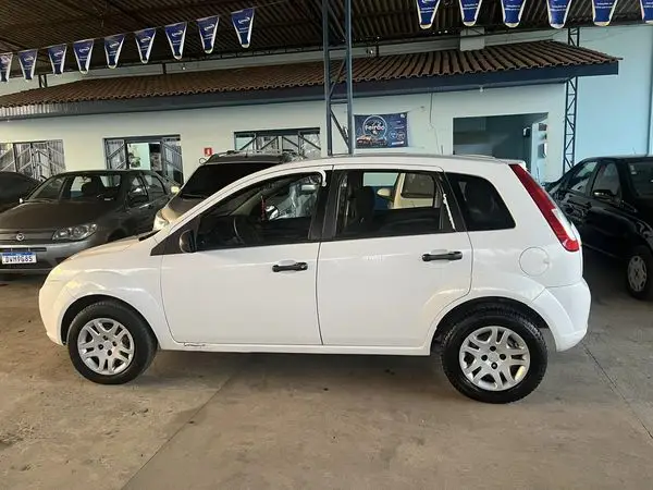 Carro Ford Fiesta Hatch 2008 First 1.0 (Flex)
