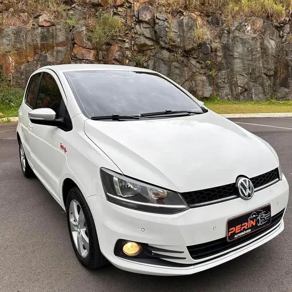 Carro Volkswagen Fox 2016 1.6 MSI Rock in Rio (Flex)