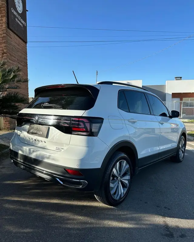 Carro Volkswagen T-Cross 2020 1.0 200 TSI Comfortline (Aut) (Flex)