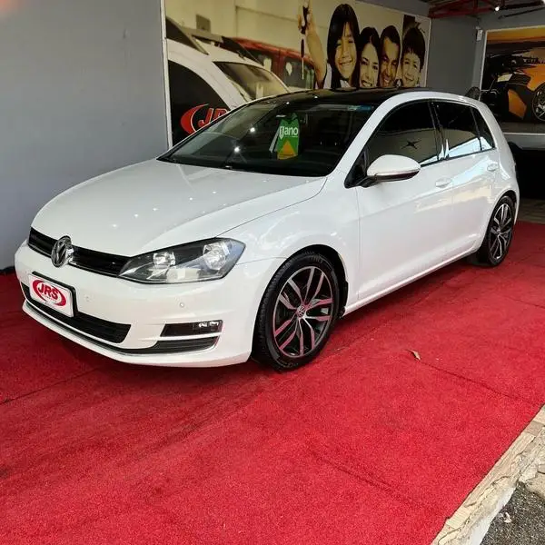 Volkswagen Golf Highline 1.4 TSI Total Flex Aut.