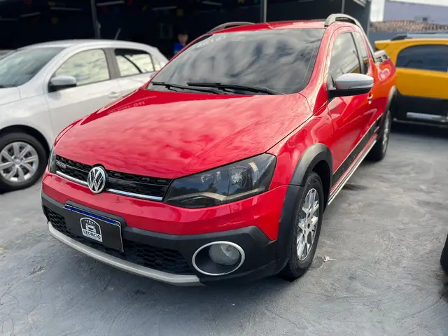 Carro Volkswagen Saveiro 2016 Cross 1.6 16v MSI CE (Flex)