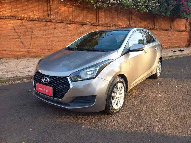 Carro Hyundai HB20S 2019 1.0 Comfort Plus (Flex)