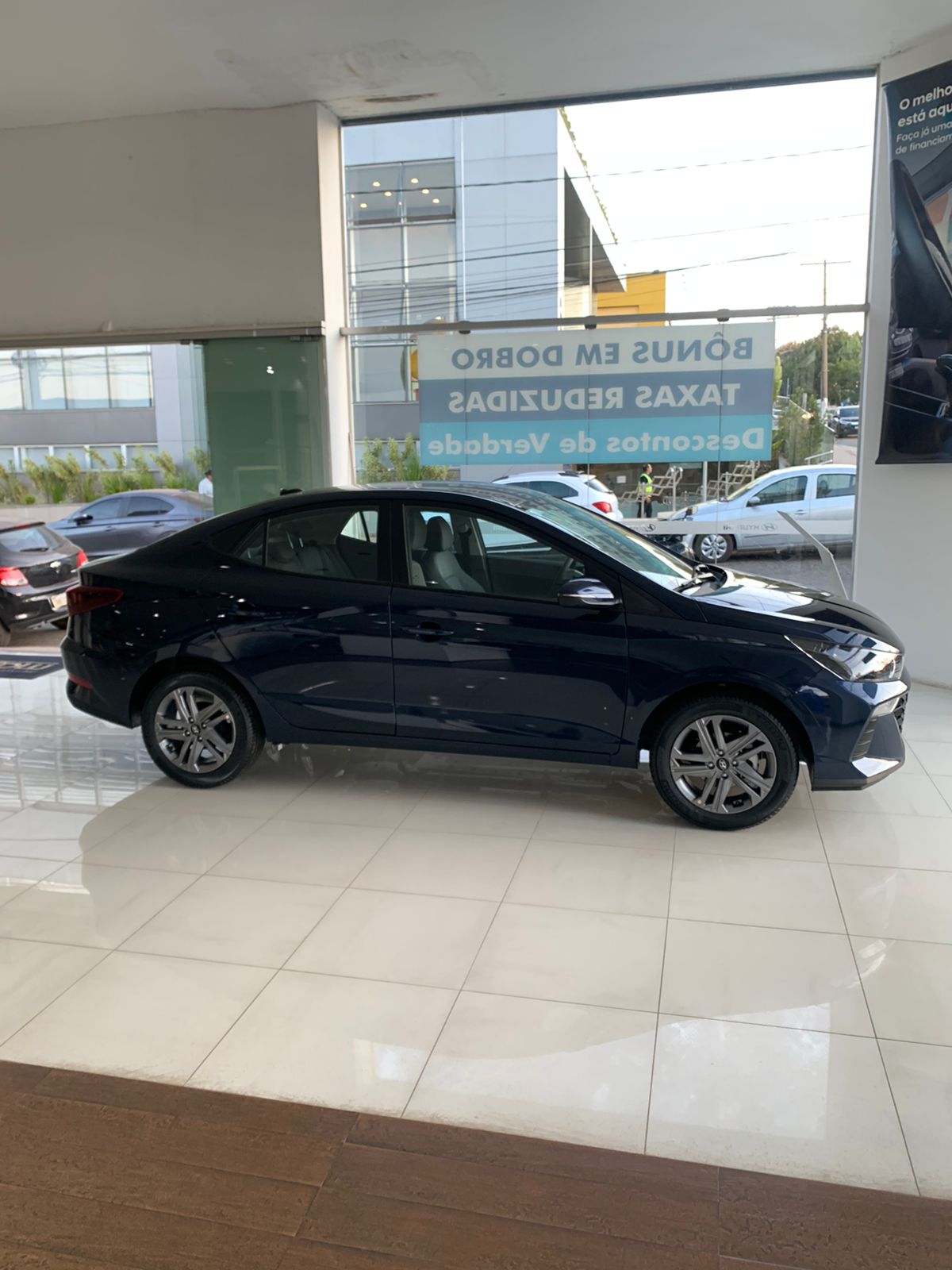 Hyundai-HB20S-Comfort Plus 1.0 Turbo (Aut.)
