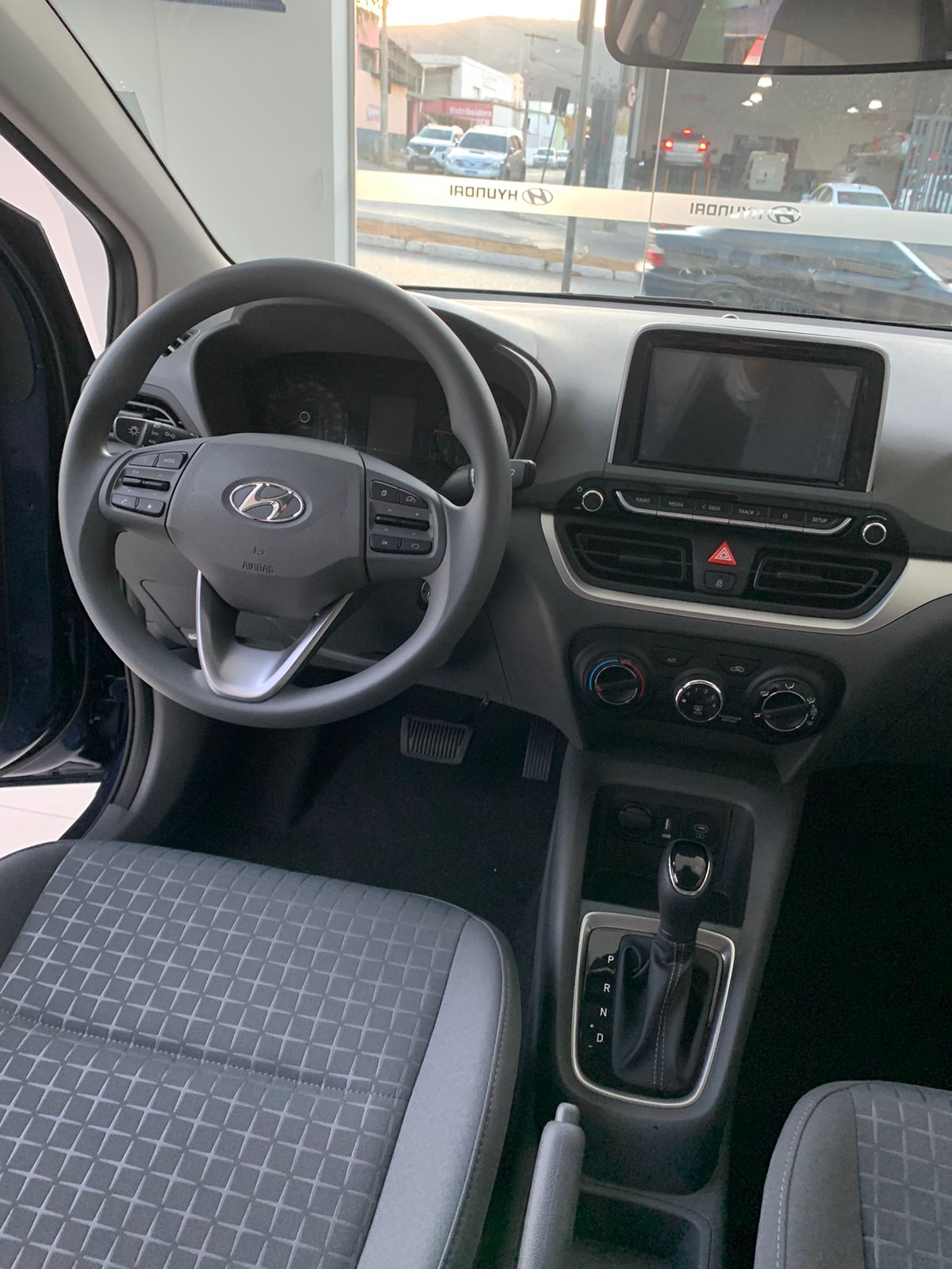 Hyundai-HB20S-Comfort Plus 1.0 Turbo (Aut.)