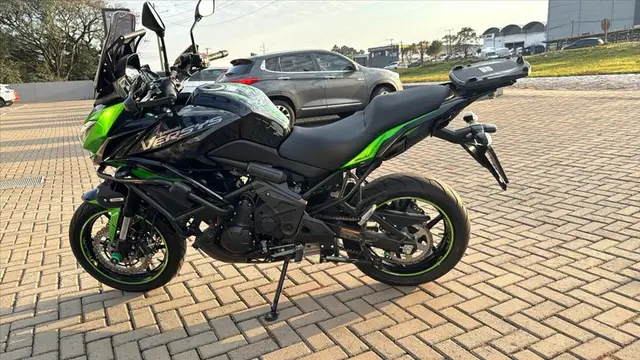Carro Kawasaki Versys 2022 650 (ABS)