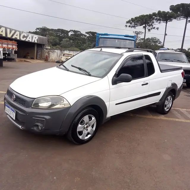 Carro Fiat Strada 2014 Working 1.4 (Flex) (Cabine Estendida)