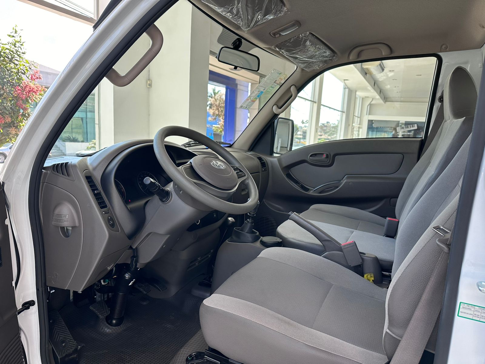 Hyundai-HR-2.5 4WD Diesel