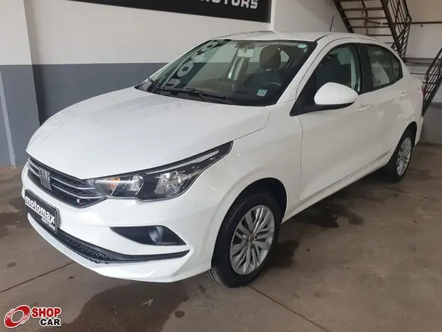 Carro Fiat Cronos 2023 Drive 1.3 (Flex) MT
