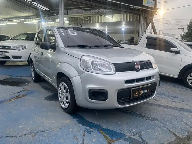 Carro Fiat Uno 2016 Attractive 1.0 (Flex) 4p