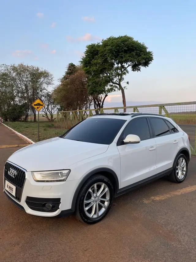 Carro Audi Q3 2014 2.0 TFSI Ambiente S Tronic Quattro
