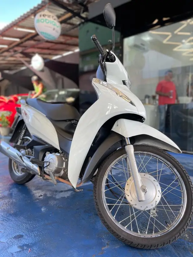 Carro Honda Biz 110i 2023 CBS