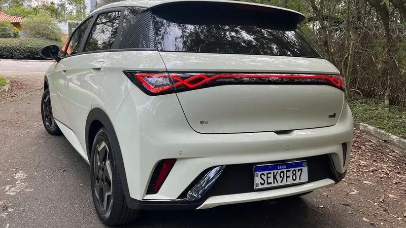 BYD Dolphin ficará mais caro na linha 2025; veja novos preços