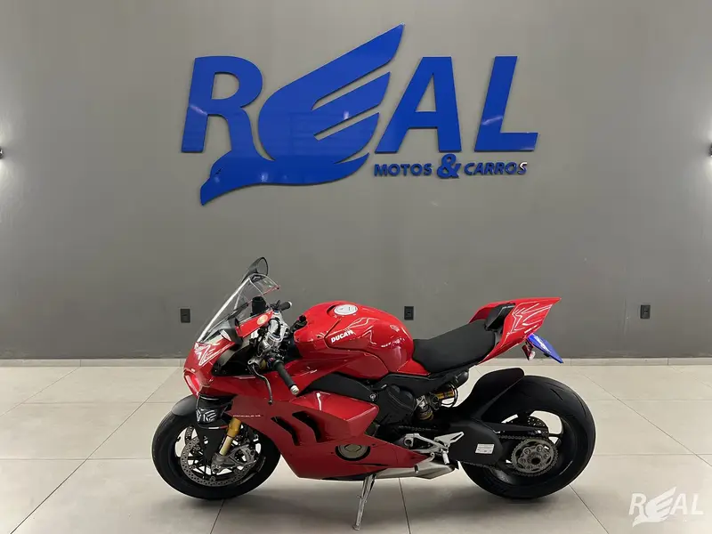Ducati Panigale V4 S