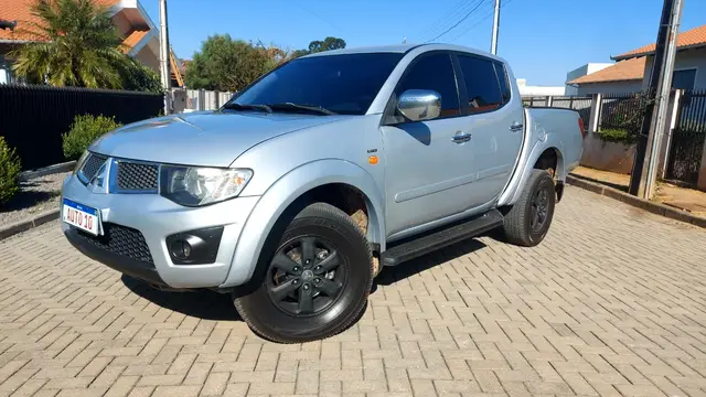 Carro Mitsubishi L200 Triton Sport 2012 HPE 4x4 3.2 DI-D (Aut)