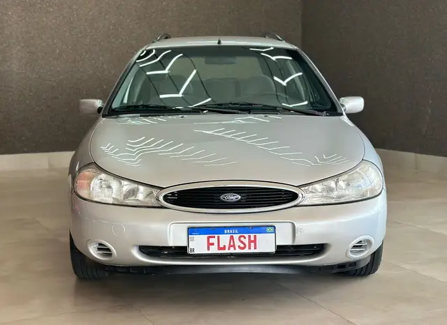 Carro Ford Mondeo 1997 Sedan CLX 2.0 16V