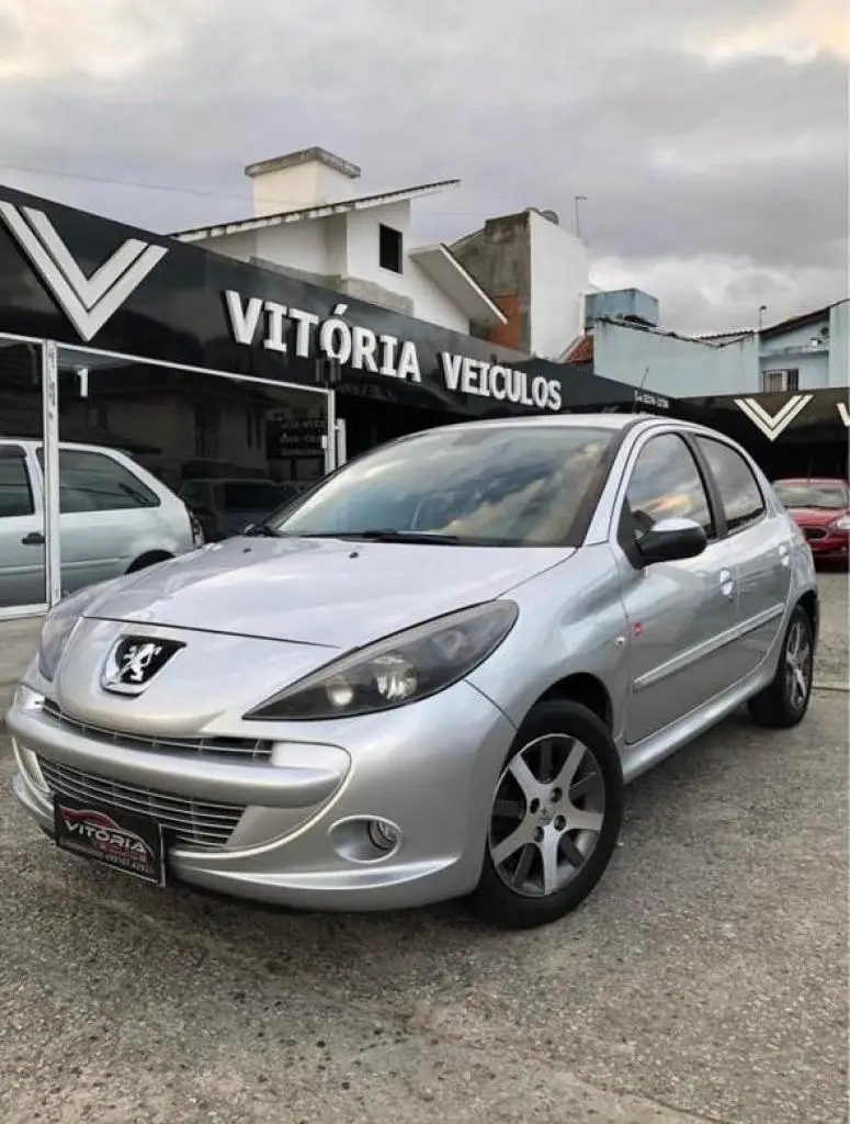 Peugeot 207 Hatch Quicksilver 1.6 (flex)