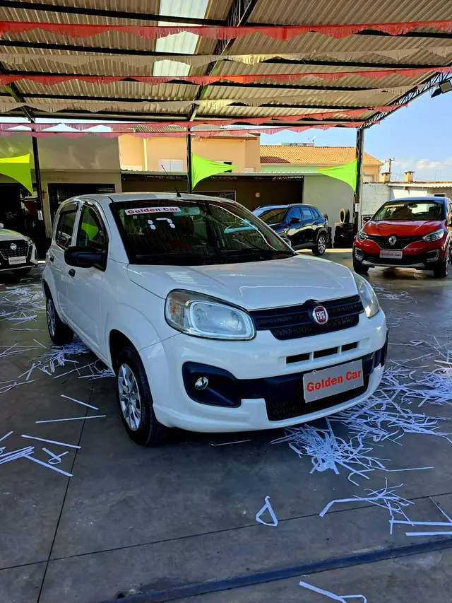Carro Fiat Uno 2017 Attractive 1.0 (Flex) 4p