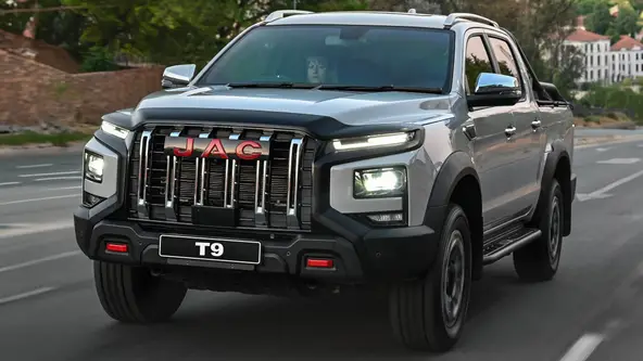 Políticas protecionistas, como aumento de impostos de importação para EVs ‘made in China’, são inofensivas 