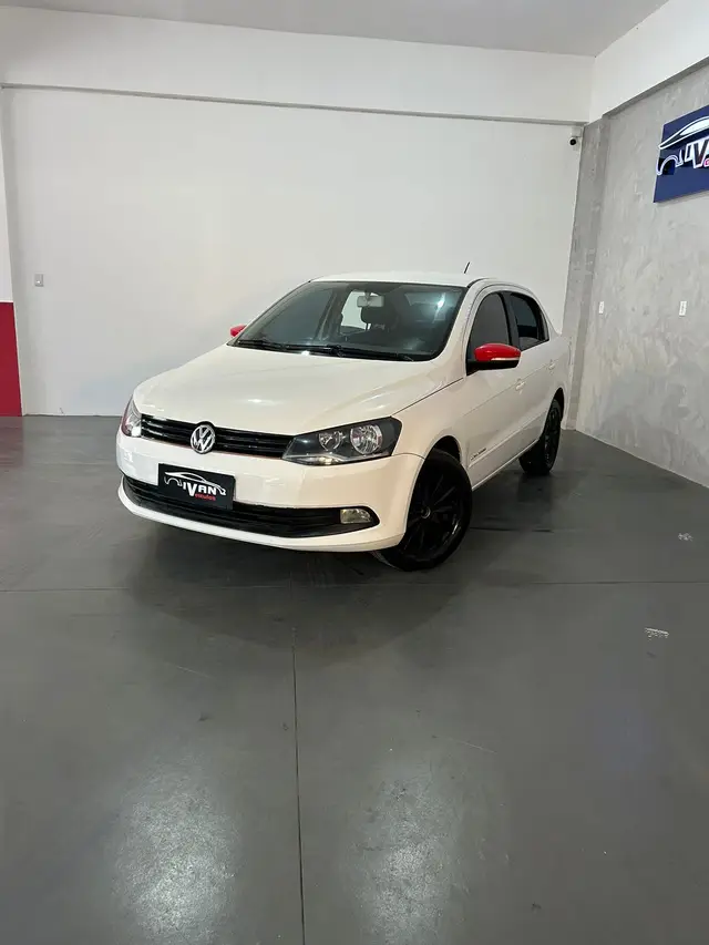 Carro Volkswagen Voyage 2015 1.0 TEC Comfortline (Flex)