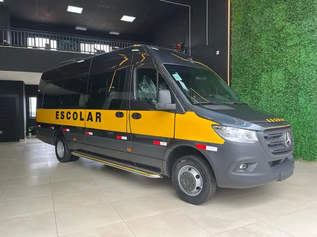 Carro Mercedes-Benz Sprinter 2025  517 F.Vidr. E.L.P.T.A. Die (E6)