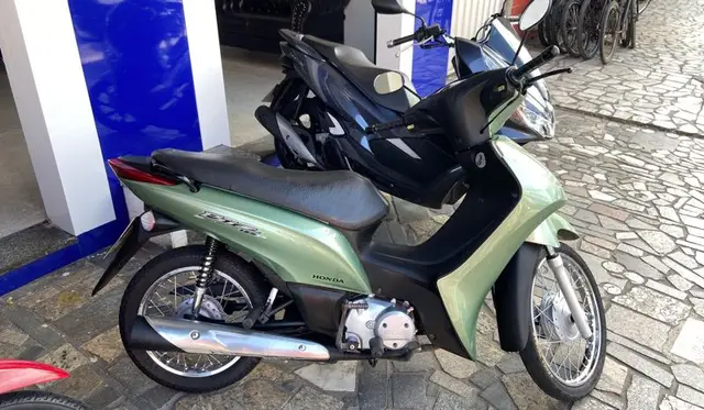 Moto Honda Biz 125i 2011 ES