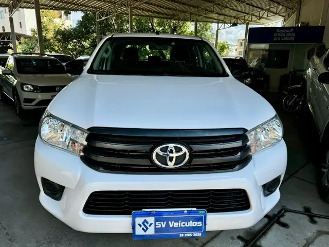 Carro Toyota Hilux Cabine Dupla 2020 Hilux 2.8 TDI CD STD Power Pack 4x4