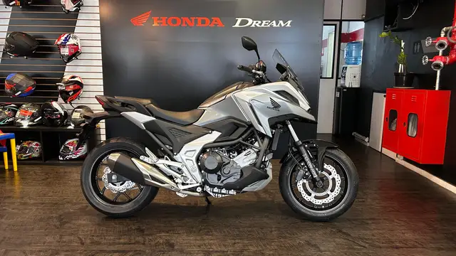 Carro Honda NC 750X 2025 MT