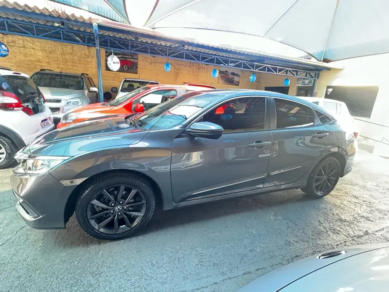 Honda Civic 2.0 LX CVT