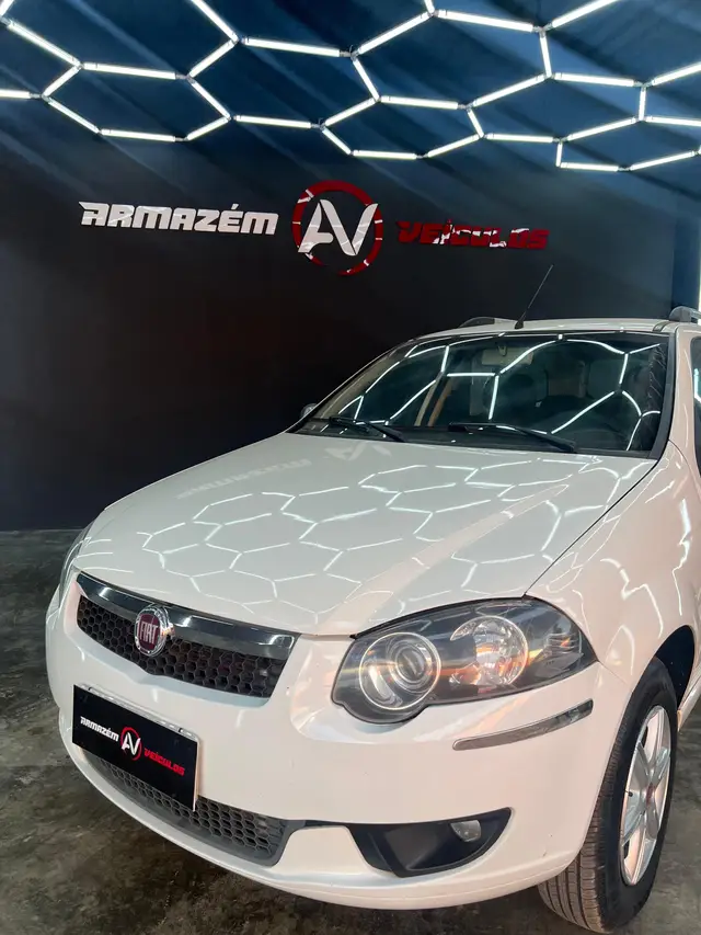 Carro Fiat Weekend 2016 Attractive 1.4 Fire (Flex)