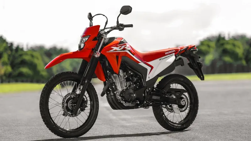 Nova Honda Tornado chega em agosto mais cara que a Yamaha Lander