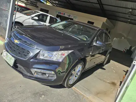 Carro Chevrolet Cruze 2015 LT 1.8 16V Ecotec (Flex)