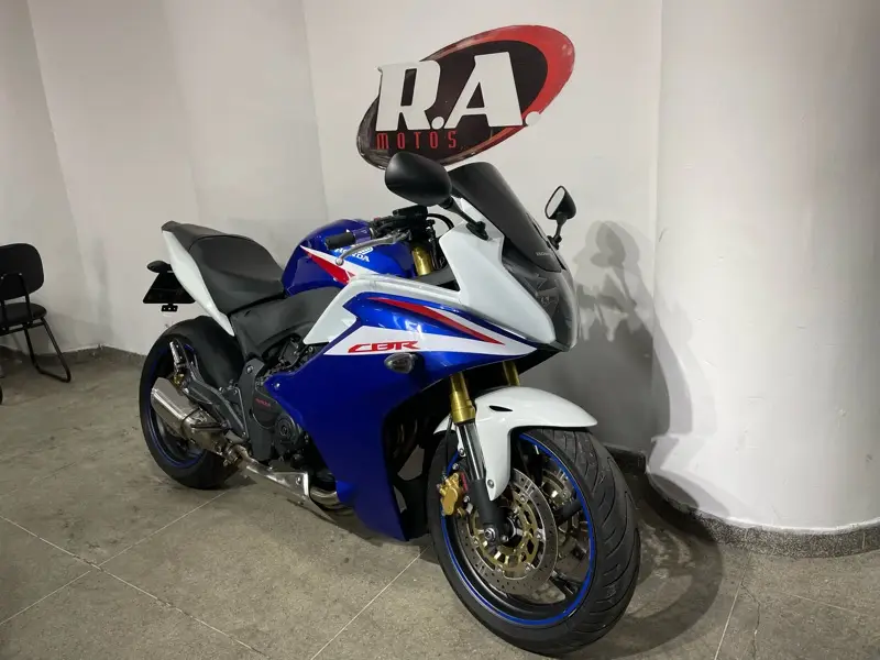 Honda CBR 600 F (Standard)