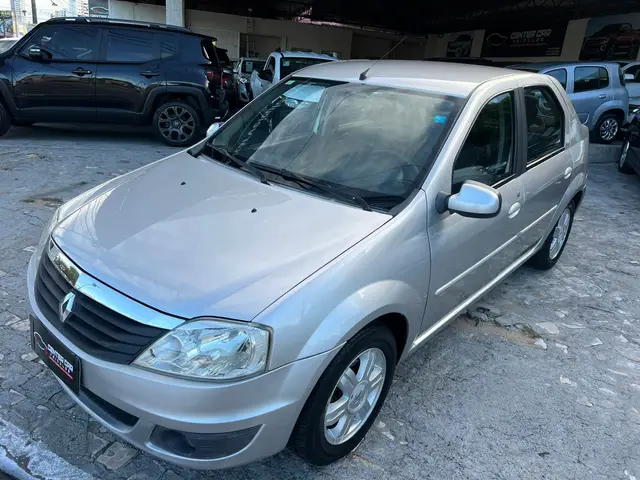 Carro Renault Logan 2013 Expression 1.6 16V (Flex) (aut)