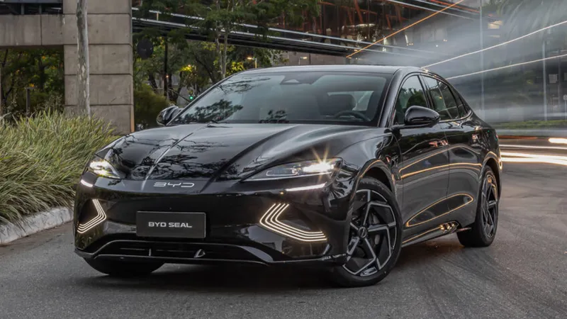 Por que a indústria nacional quer antecipar a taxação dos carros elétricos importados