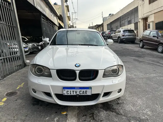 Carro BMW 130i 2012 130i 3.0 24V (Aut)