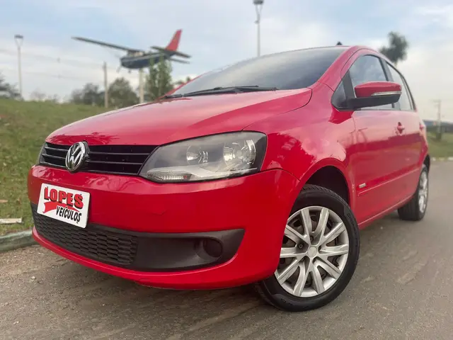Carro Volkswagen Fox 2013 1.0 TEC (Flex) 4p