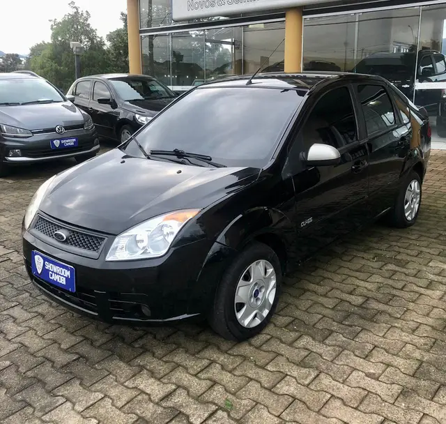 Carro Ford Fiesta Sedan 2009 1.0 (Flex)