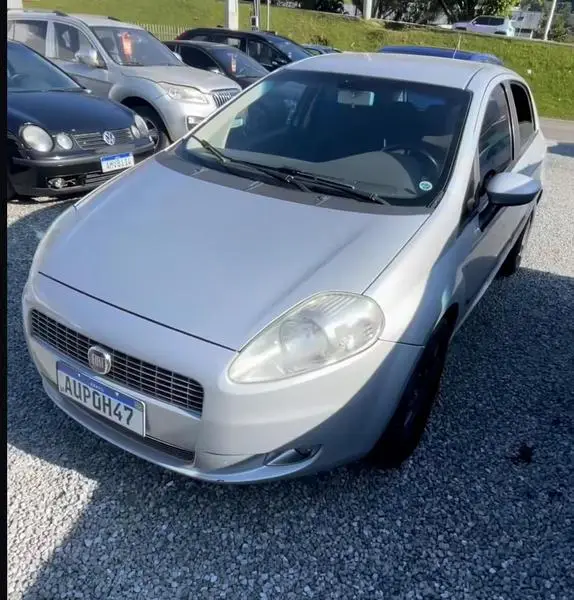 Fiat Punto Essence 1.6 16V (Flex)