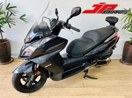 Kymco Downtown 300i 