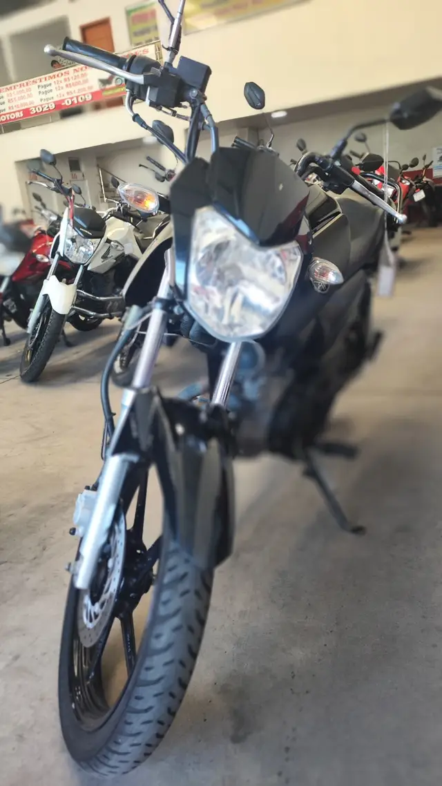 Moto Yamaha YBR 150 Factor 2023 150i ED