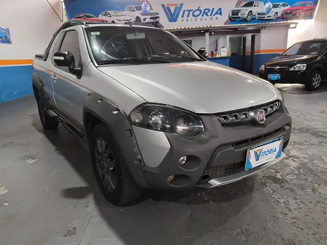 Carro Fiat Strada 2017 Adventure 1.8 16V (Flex) (Cabine Estendida)