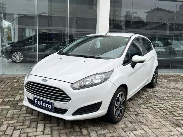 Carro Ford Fiesta Hatch 2017 SEL 1.6 16V Flex Mec. 5p - G