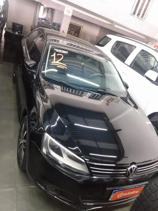 Carro Volkswagen Jetta 2012 2.0 Comfortline Tiptronic (Flex)