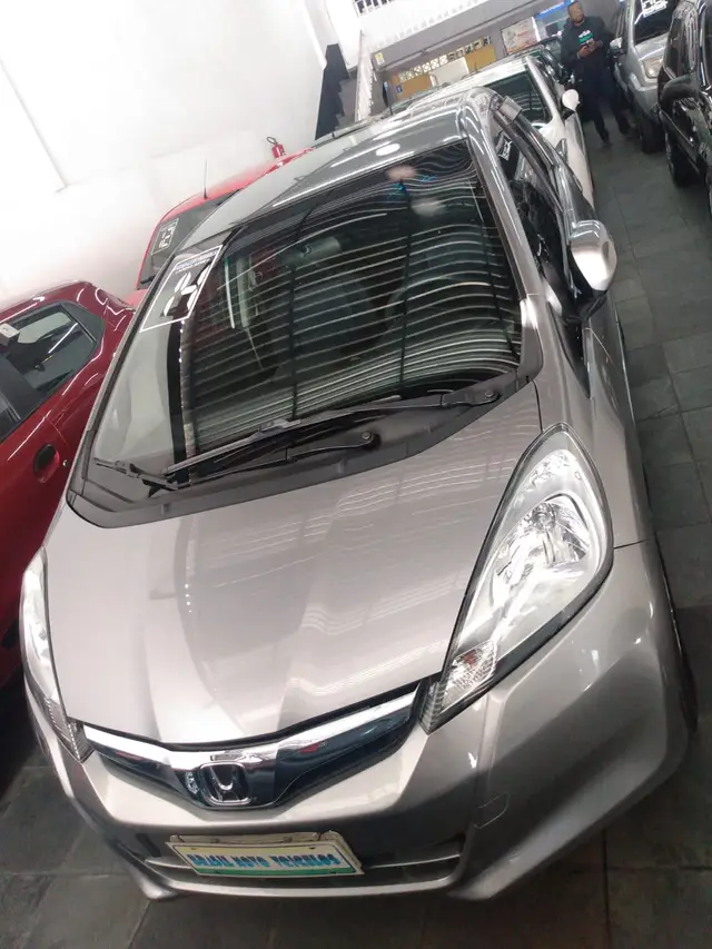 Carro Honda Fit 2014 LX 1.4 (flex)
