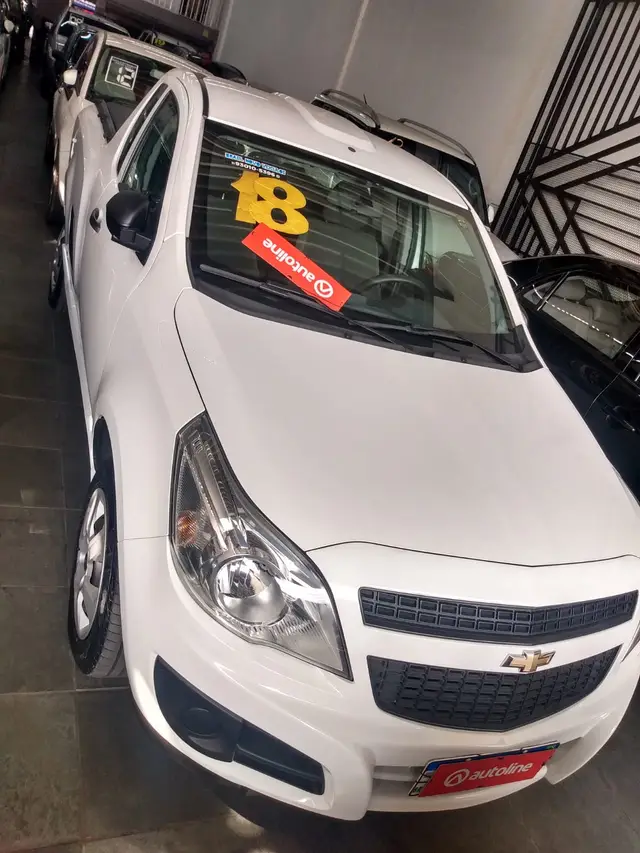 Carro Chevrolet Montana 2018 LS 1.4 (Flex)