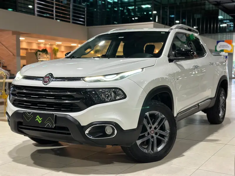 Fiat Toro Volcano 2.4 AT9 4x2 (Flex)